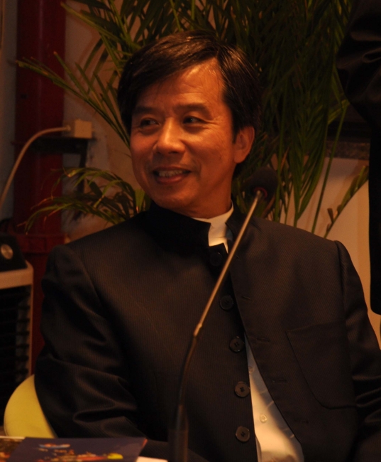 Professor LOU Jiajun